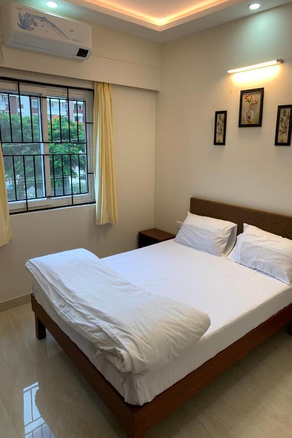 Vennela Hotel Apartments Bangalore Exterior foto